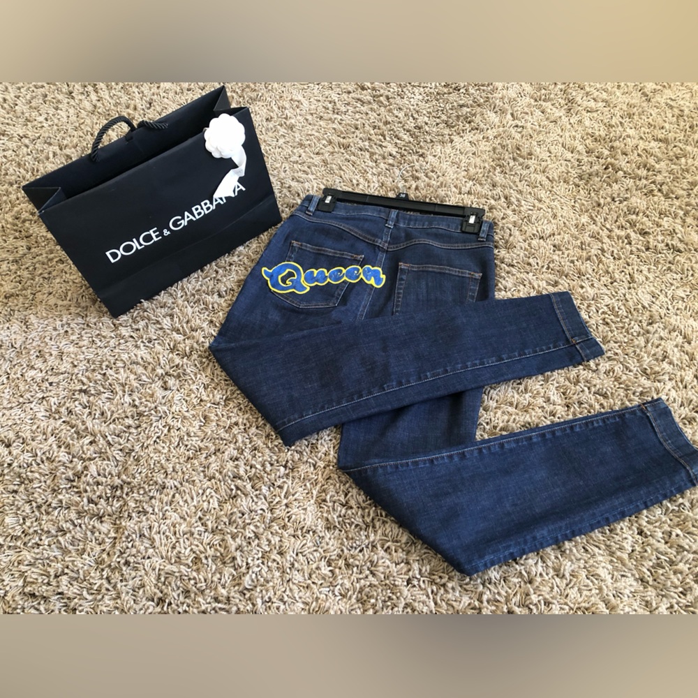 Dolce & Gabbana Audrey Queen Slim Ankle Jeans in Blue Denim with Patch